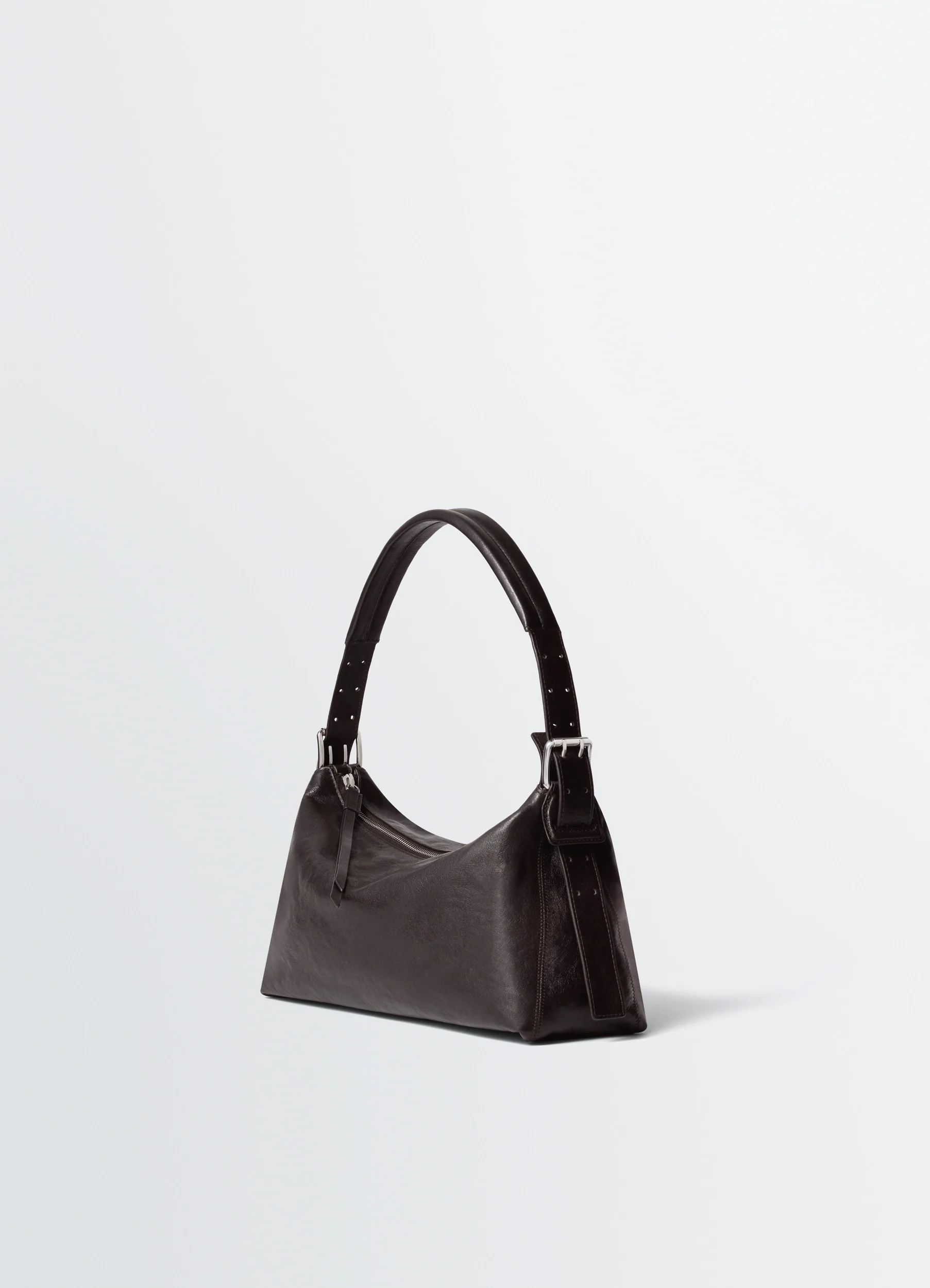 BELTED BAGUETTE BAG IN LEATHER - Image 4