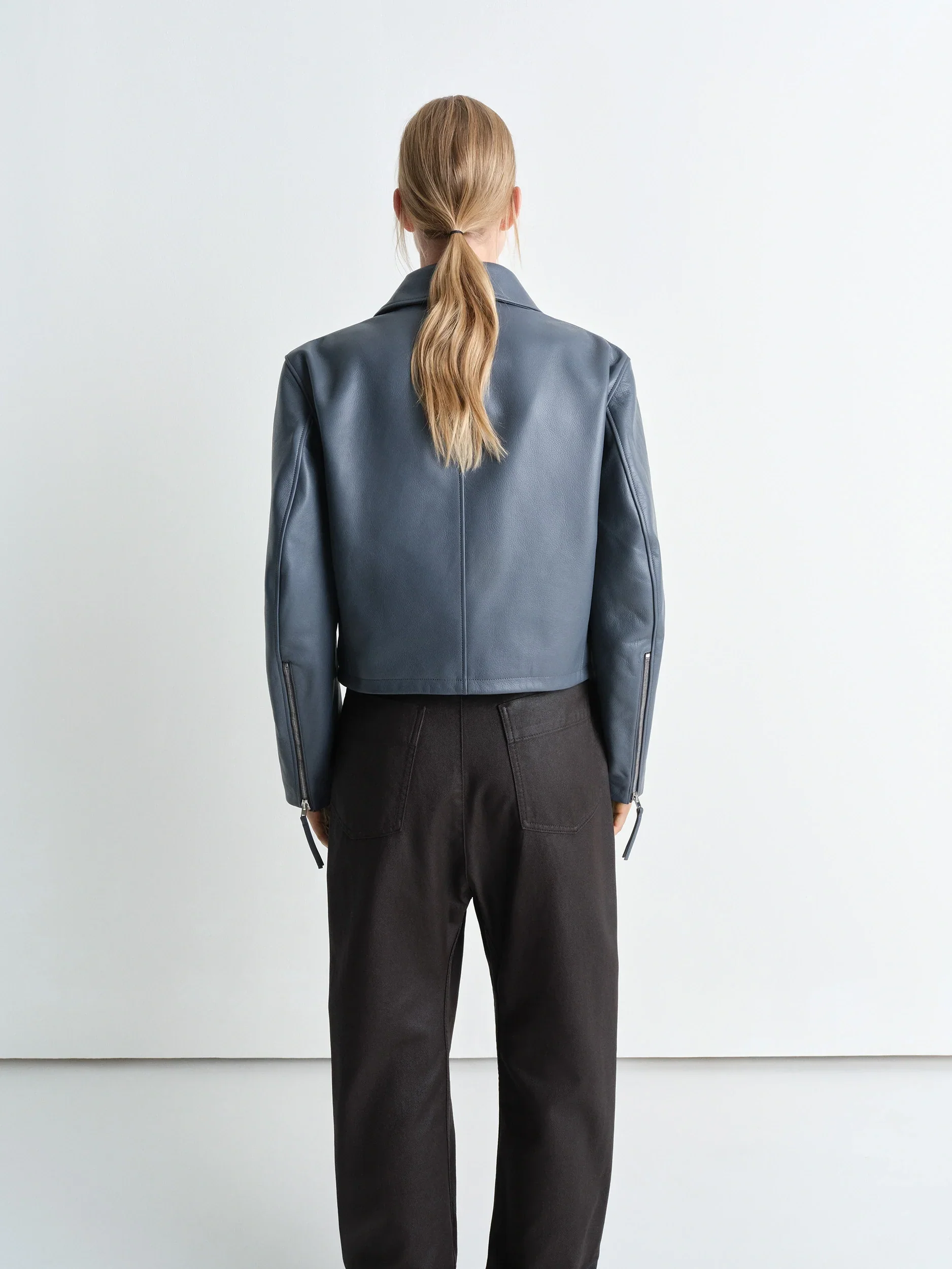 BOXY CROPPED JACKET IN LEATHER - Image 4