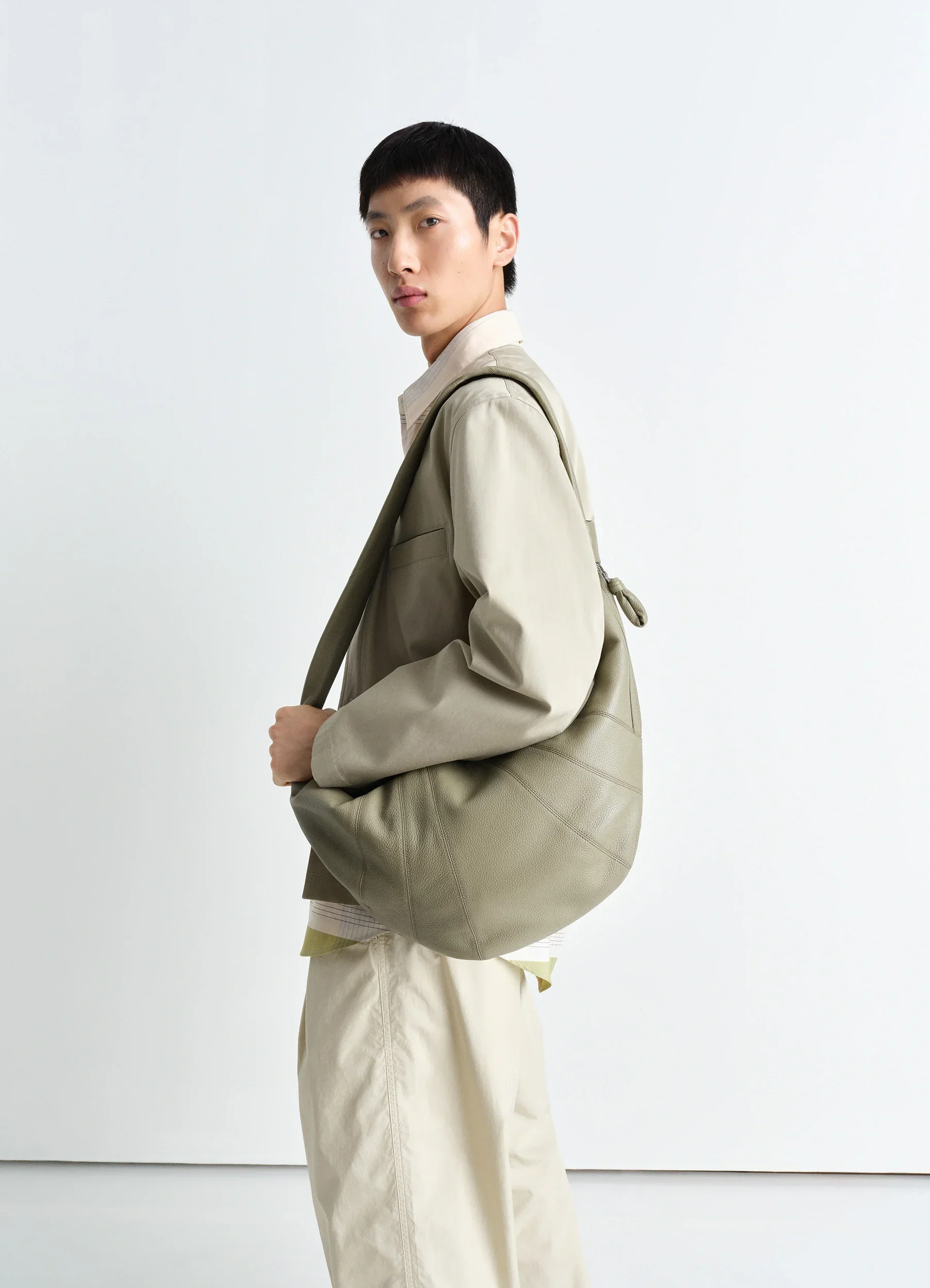 LARGE CROISSANT BAG IN LEATHER - Image 2