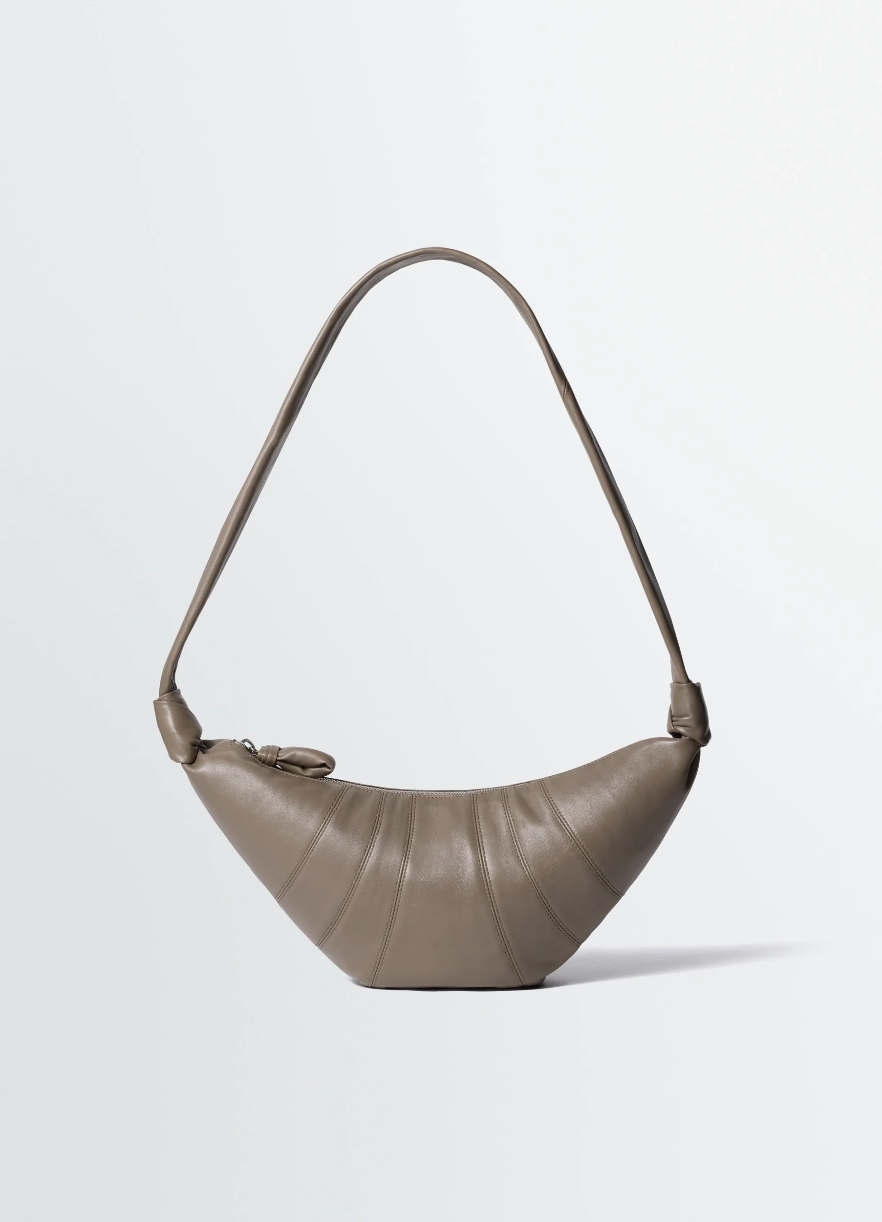 MEDIUM CROISSANT BAG IN LEATHER