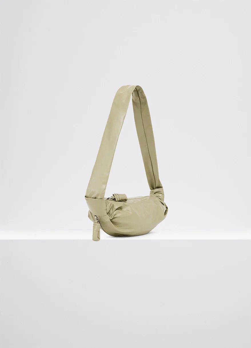 SMALL SOFT CROISSANT BAG IN PAPER LEATHER - Image 5