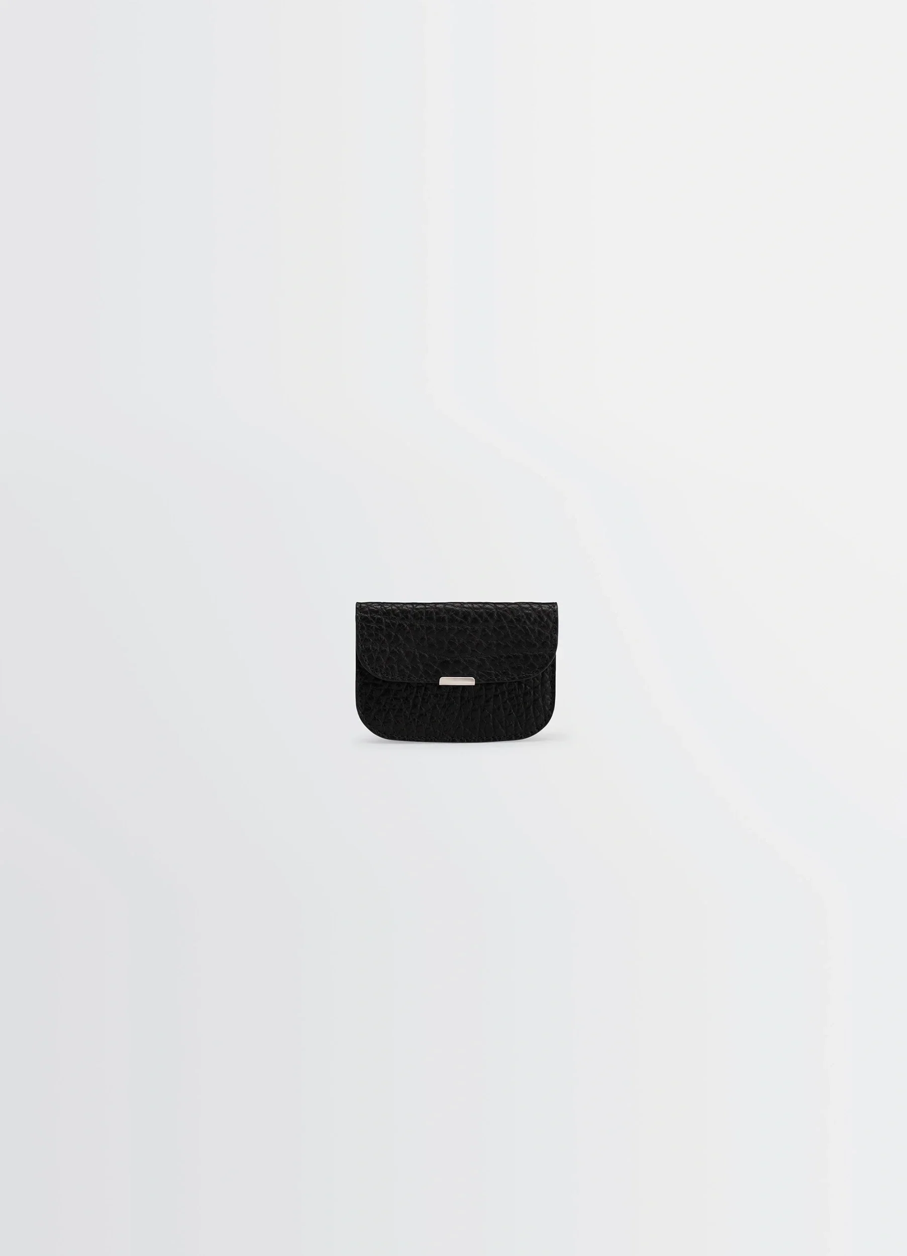 SOFT TAB CARD HOLDER IN LEATHER